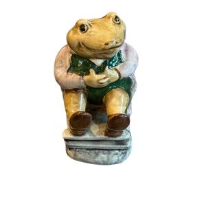 Vintage Beatrix Potter “Mr. Jackson” Frog Figurine – Beswick England 1974